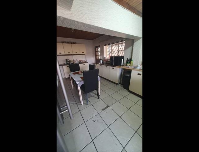 3 BEDROOM HOUSE FOR SALE IN MALVERN